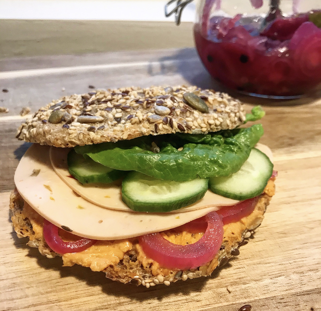 Vegetar sandwich med – nok verdens nemmeste boller