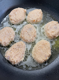 Laksefrikadeller uden gluten og mælk